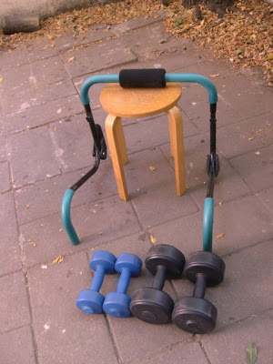 Por Viaje Se Vende: TEXTILES, GIM, CARPA, LOZA, COTILLON NUEVO