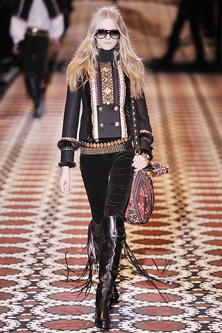 [gucci+2.jpg]