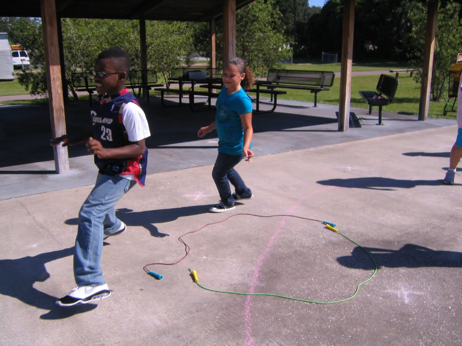 Lone Star Elementary P.E. Week 4 Ropes and Underhand Throwing