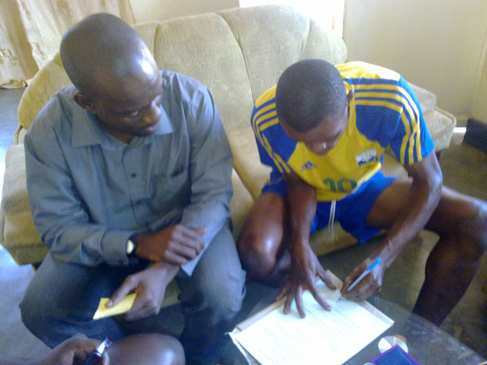 azam football club Azam yatangaza usajili 2010, yamtwaa rasmi Patrick