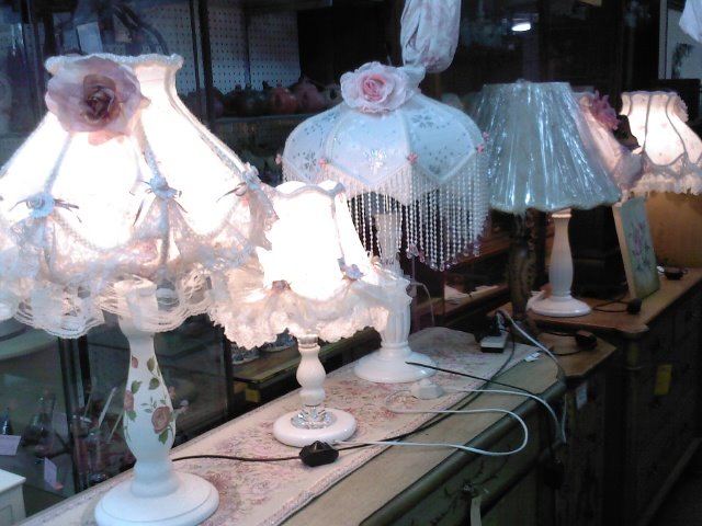 Cottage Rose Lamps