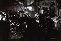[th-15_motodenuit.jpg]