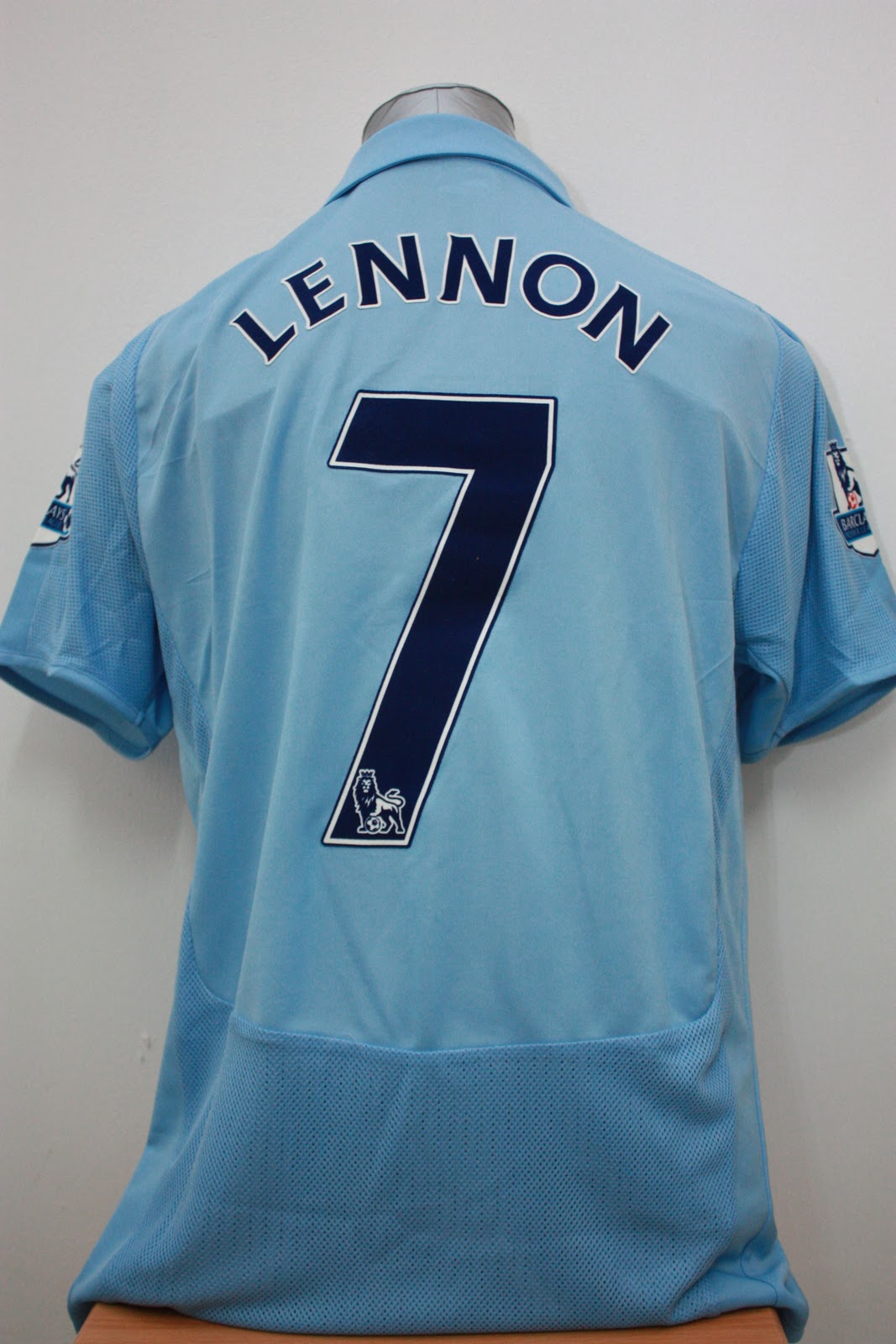 Soccaholic Collections: SPURS AWAY JERSEY 2006/2007 - LENNON #7
