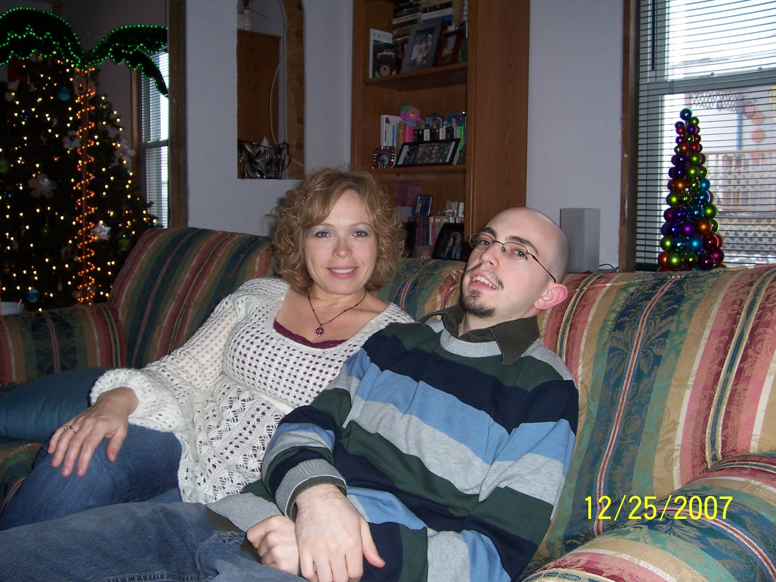 [Christmas+2007+009.JPG]