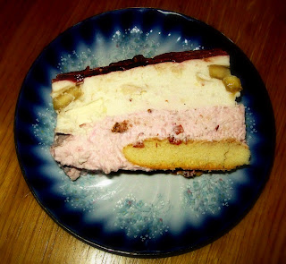 eu m-am straduit.cu "sculele"disponibile,atat am putut:)