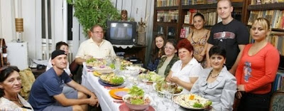 Nicoleta Sandulache: ,,Consider ca gatesc dintotdeauna”. Aparitii si interviuri in GUSTOS