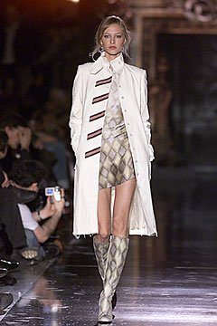 [chloe+-+fall+2000+-+100000968.jpg]