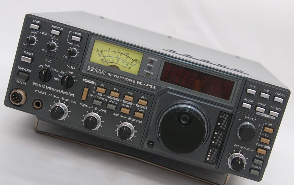 die radio HF IC751(TERJUAL)