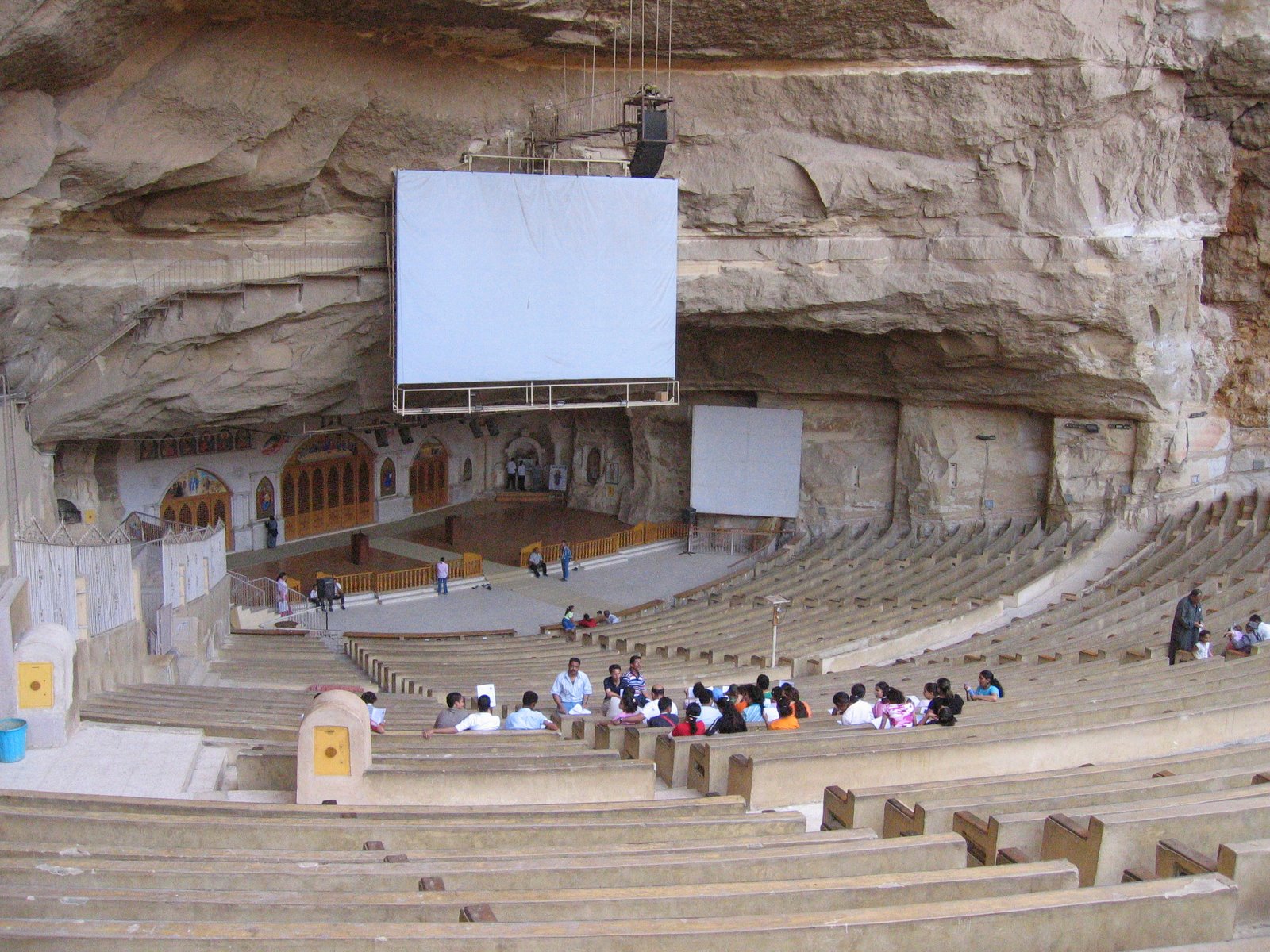 [Cave+Church+-+017.JPG]
