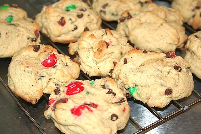 It's ALL Good in Mommyhood: Brown Sugar Christmas Cookies