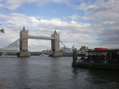 London bridge is falling down