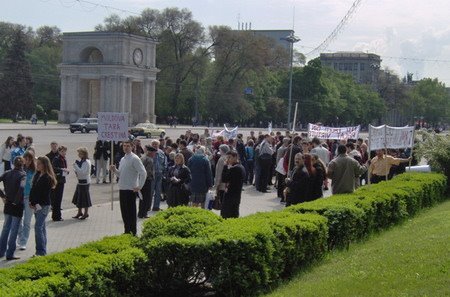 [Chisinau+anti-homo.jpg]