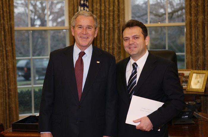 [bush+vierita+22+ianuarie+2008.jpg]