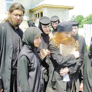 [parintele+daniel+corogeanu+tanacu.jpg]