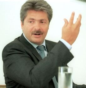 [sorin+ovidiu+vantu.bmp]