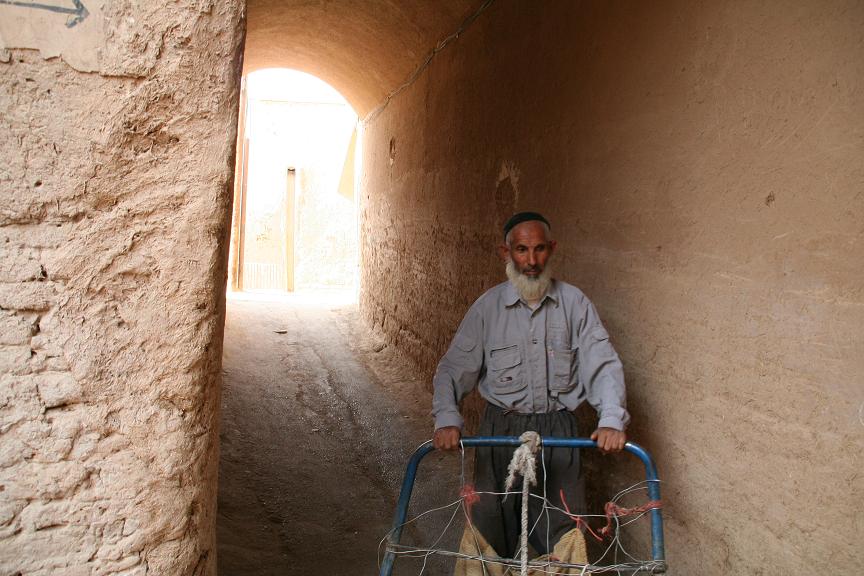 [1+Batran+Yazd+Roncea.JPG]