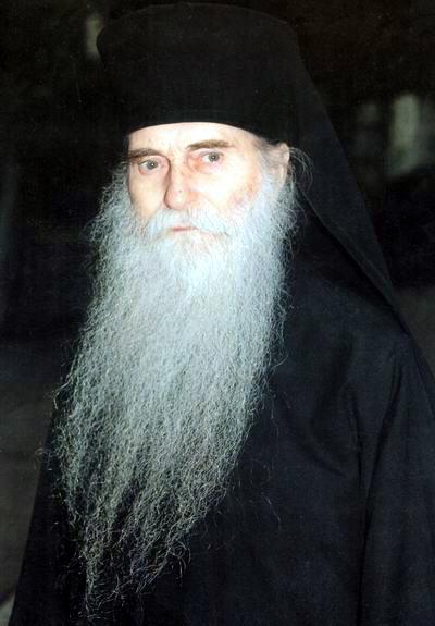 [Parintele+Arsenie+Papacioc.jpg]