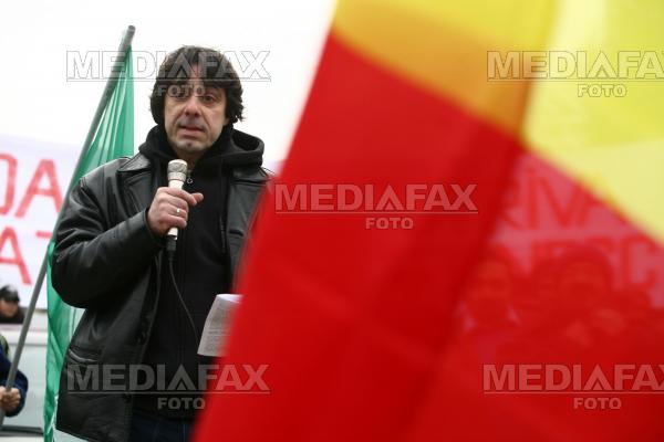 [Mediafax+Roncea.jpg]