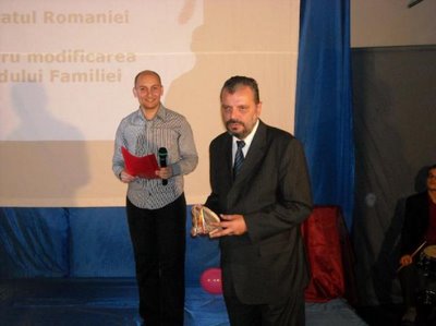 [homosexual_eckstein_peter_kovaks_udmr.jpg]