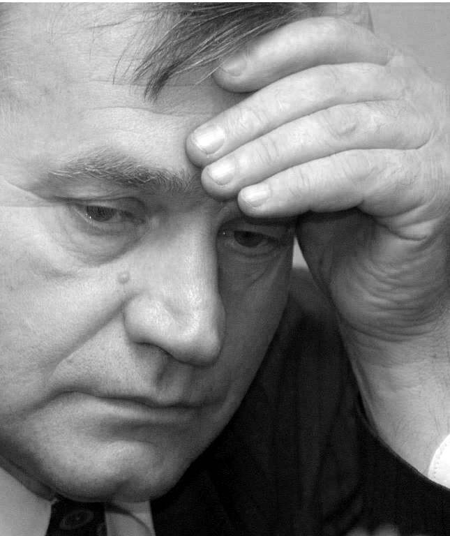 [Mihai+Ungheanu+critic+literar.jpg]