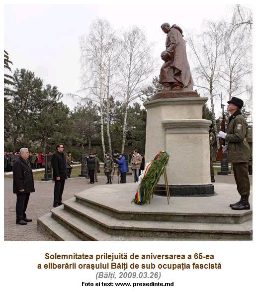 [Voronin+si+fascistii+de+romani.JPG]