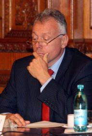 [Laszlo+Borbely+anti-Romania.jpg]