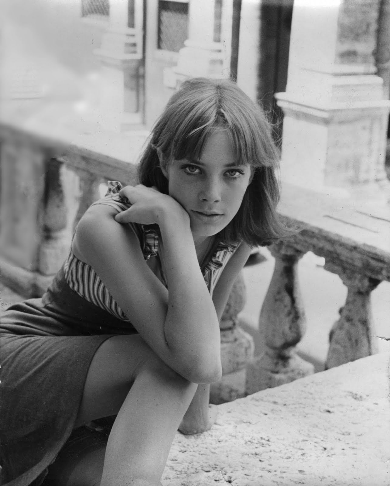 http://4.bp.blogspot.com/_0fgKiqNF-mU/TCEouXQPT4I/AAAAAAAAC3I/1BX3_VXp20I/s1600/jane_birkin.jpg