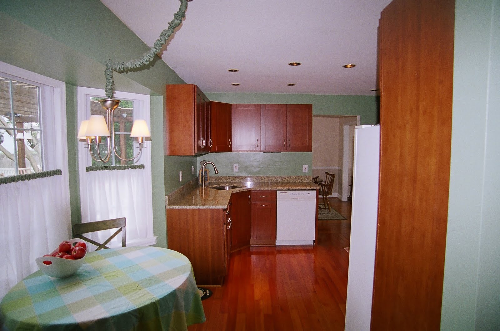 Lumberton, NJ Home For Sale kitchen