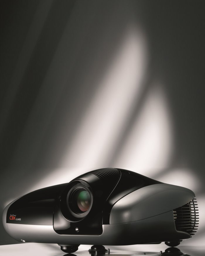 [C3XLUMIS_34front_Graybkgr1.jpg]