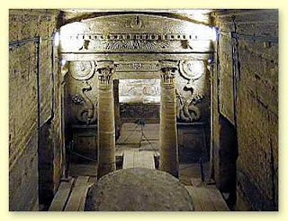 Seven Wonders of the Medieval World - catacombs of kom el shoqafa