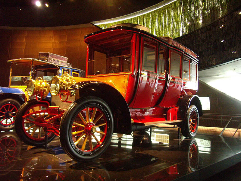 Primer Carro Del Mundo Asking List