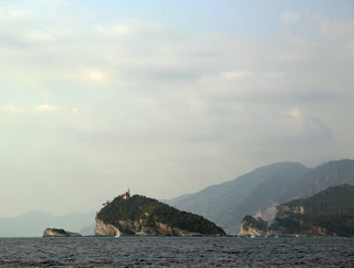 l'isola del Tino e l'isola di Palmaria l'isola del Tino e l'isola di Palmaria