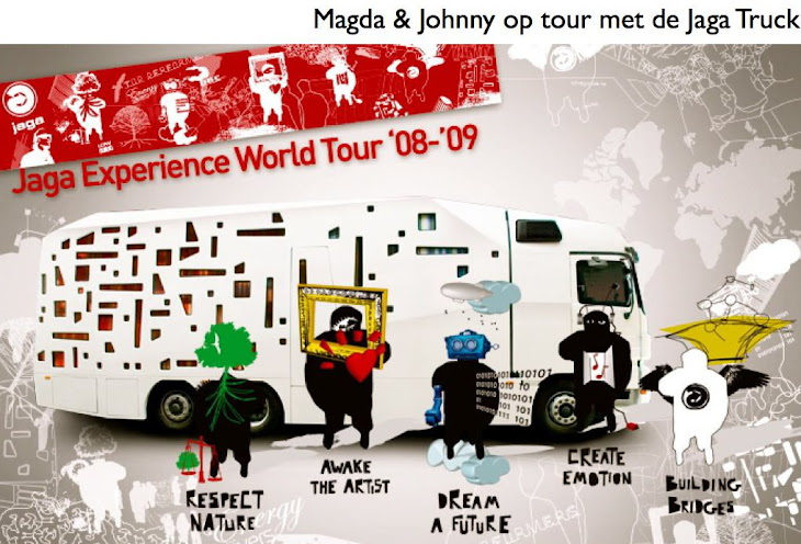 Magda Smolders & Johnny Cuijpers op tour in de Jaga Experience truck