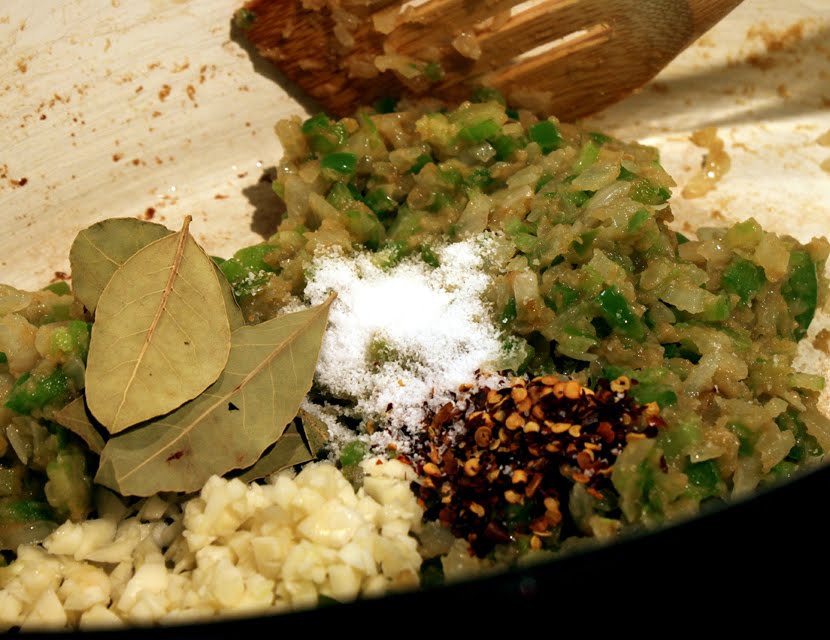 [Garlic+etc+to+trinity.JPG]