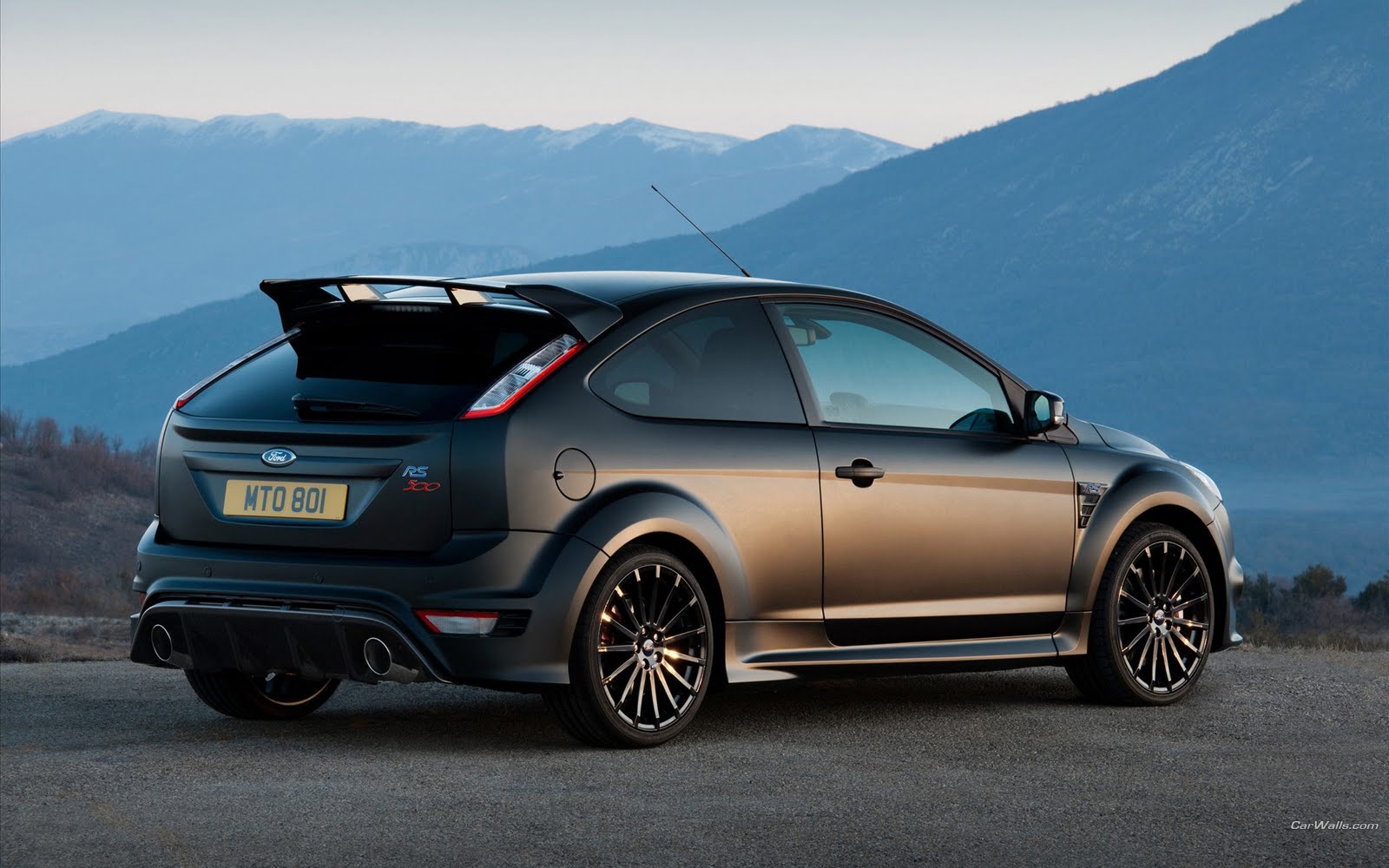 Buy a ford focus rs500 #10