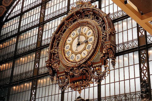 [rail+station+clock.jpg]