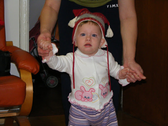 Caciulita de anul trecut ... e mica!