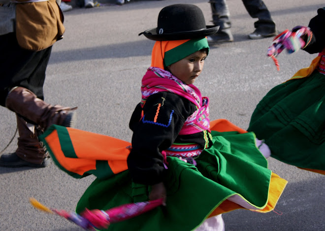 filette folklorique