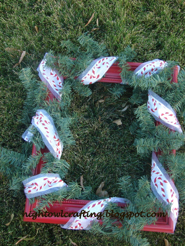 Night Owl Crafting Holiday Picture Frame Door Hanger!