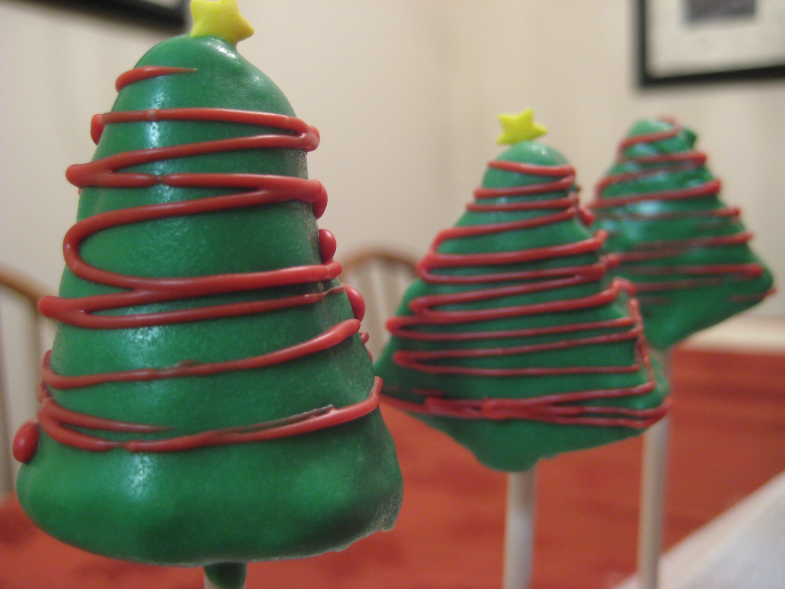 The Icing On The Cake Christmas Tree Cake Pops