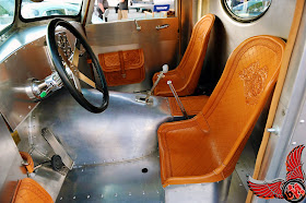 peterbilt chicks