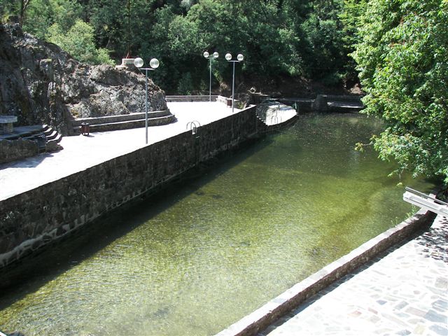 [ColmMai0922+029.jpg]