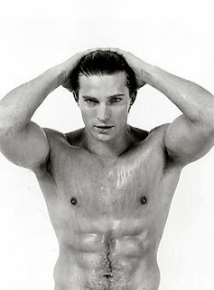 Twinkees: Today's Birthday Boy - Steve Burton