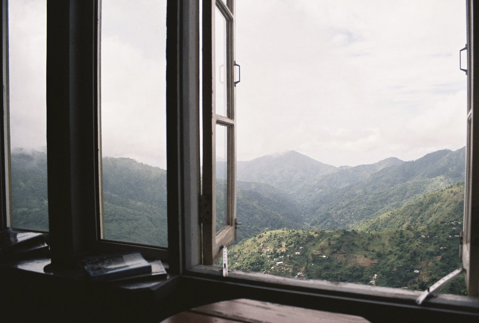 WINDOW•WINDOW Jamaica