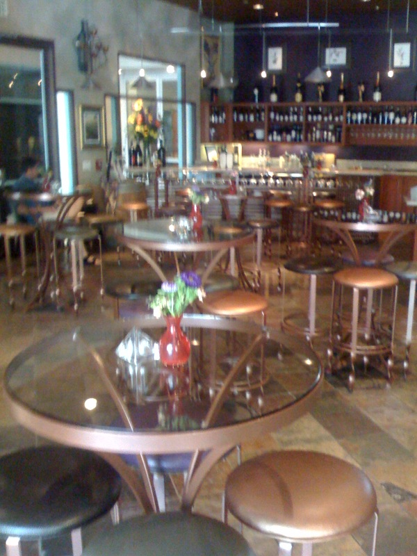 [Valencia+Wine+Co+remodel.jpg]