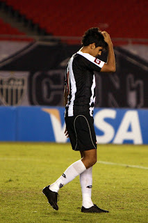 atletico3x0vitoria2009+%289%29 - LEANDRO ALMEIDA &Eacute; VENDIDO AO D&Iacute;NAMO KIEV