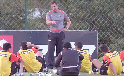 [roth+e+o+grupo.jpg]