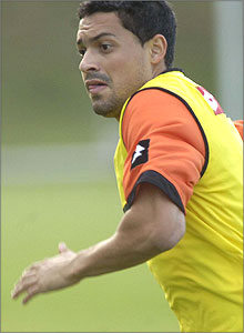 [éder+treino+correndo.jpg]