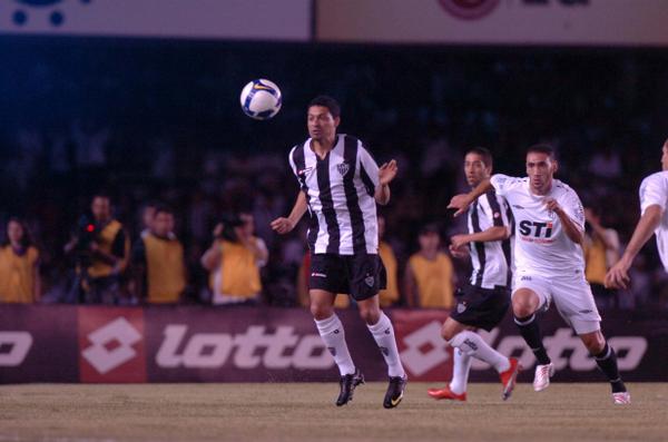 [éder+contra+o+santos.jpg]