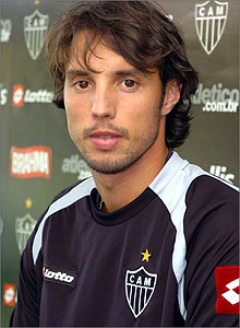 [carini+em+close.jpg]